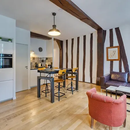 Le F2 Rue Du Gros Horloge à Rouen! Rouen