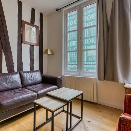 Le F2 Rue Du Gros Horloge A Rouen! Rouen