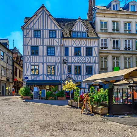 Le F2 Rue Du Gros Horloge A Rouen! * 루앙