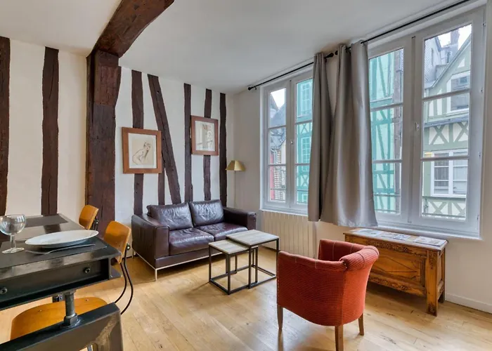 Le F2 Rue Du Gros Horloge A Rouen! * Rouen