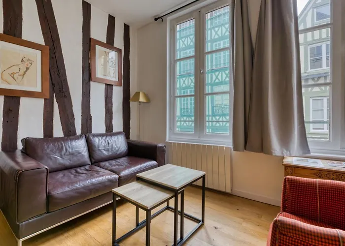 Le F2 Rue Du Gros Horloge A Rouen! Rouen